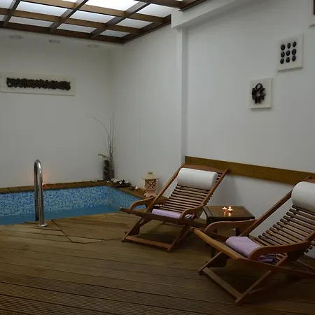 Mozart Hotel 4*