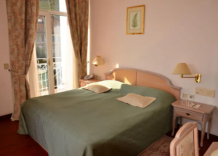 Ξενοδοχείο Mozart 4*